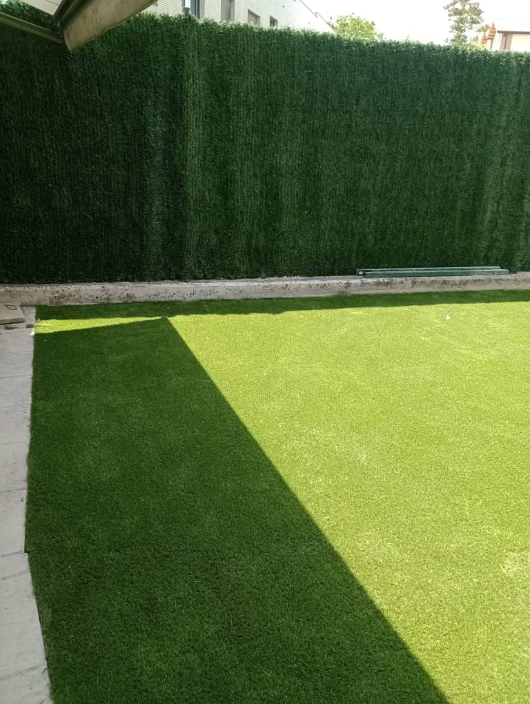 Instalación de Césped Artificial y Barbacoa de Ladrillo - Imagen 2