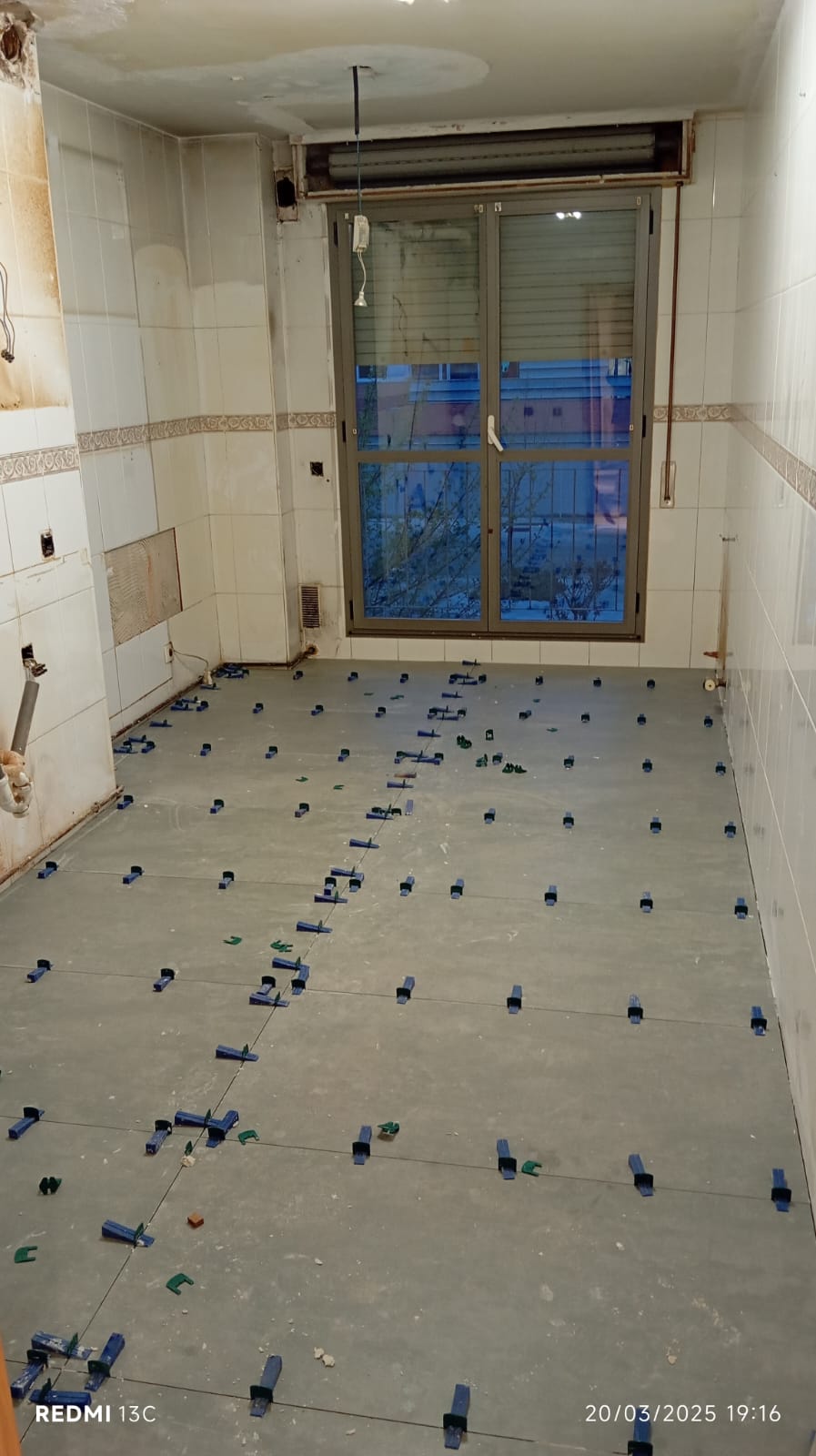 Reforma Integral de Cocina en Berriozar (Pamplona) con Renovación de Acabados e Instalaciones - Imagen 1