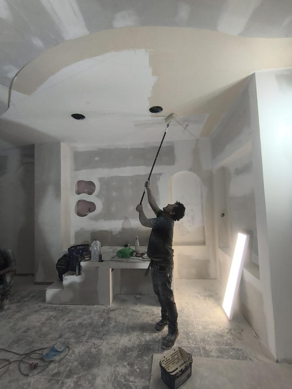 Reforma Integral de Local Comercial para Salón de Belleza con Instalación de Mobiliario en Pamplona - Imagen 12